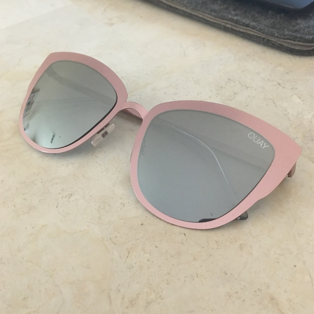 Rose Gold Mirrored Sunglasses